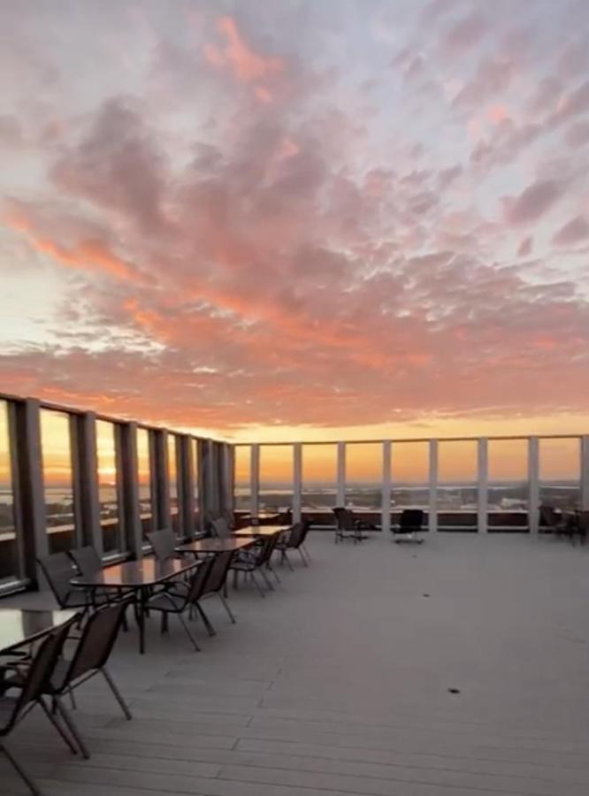 Hanza Tower Apartament Times Square シュチェチン エクステリア 写真